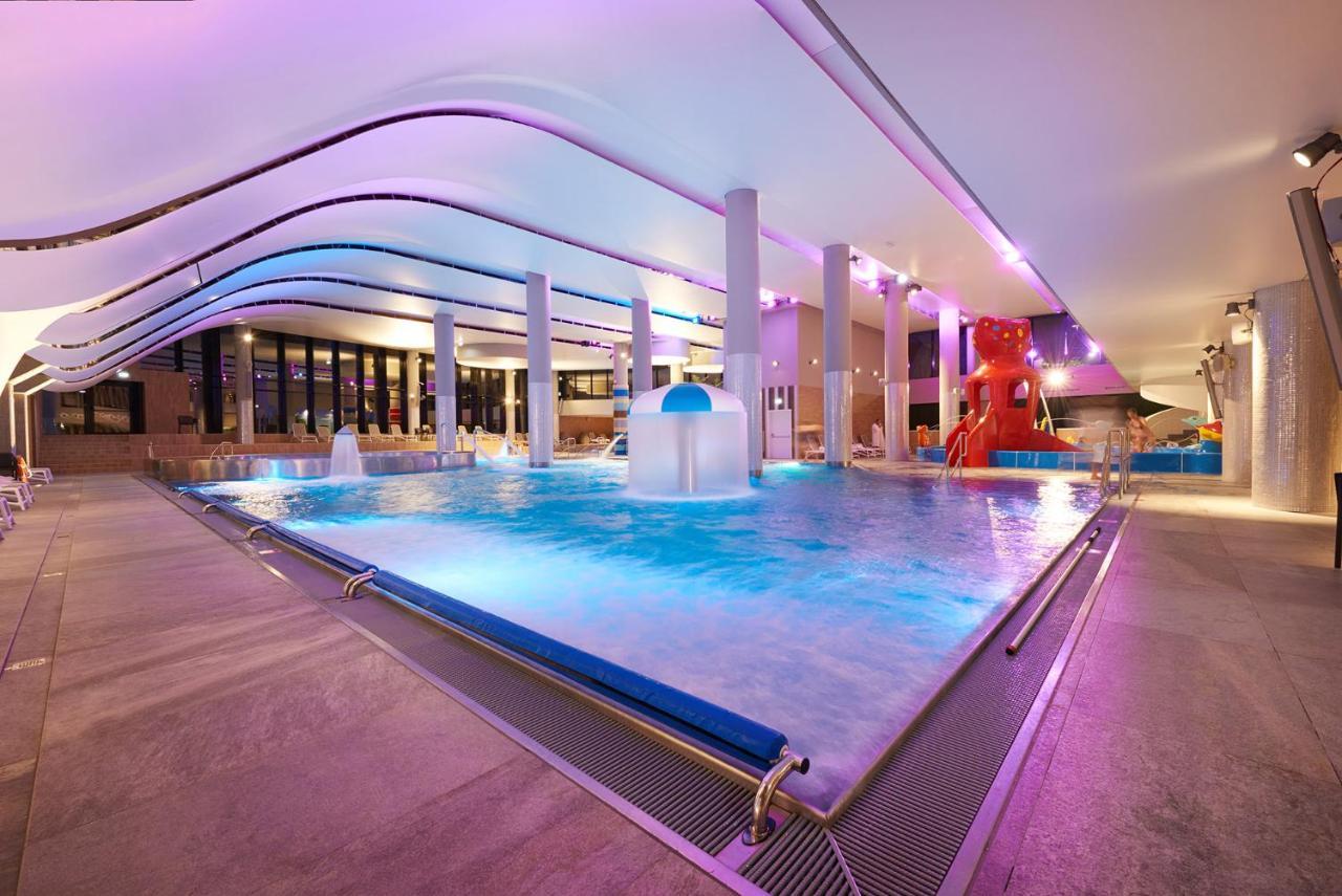 Vacationclub - Baltic Park Fort Apartament G.414 シフィノウイシチェ エクステリア 写真